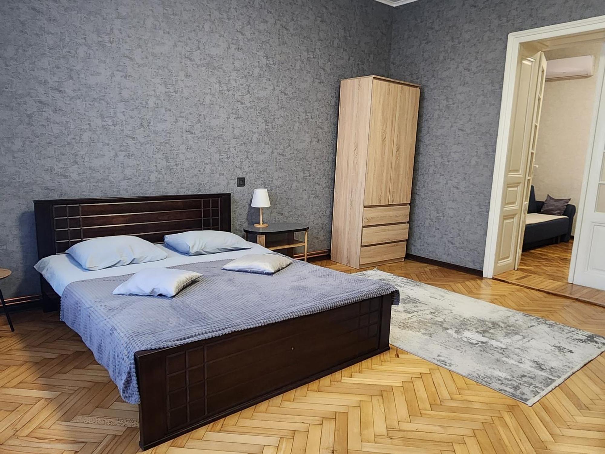 O.O.Apart.2 Chernivtsi Luaran gambar